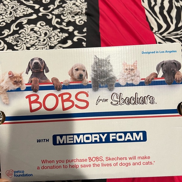 Bobs from Skechers memory foam slippers, new with tag - Picture 4 of 4